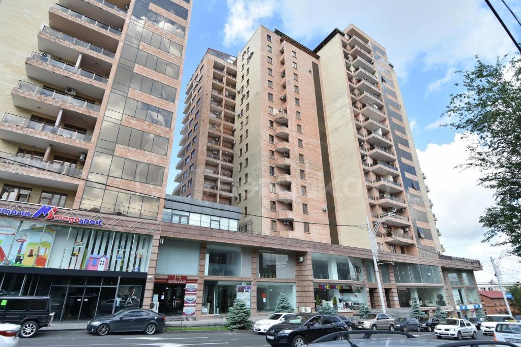 3 Սենյականոց Բնակարան Նորակառույցում, 86քմ, 6/16 հարկ, Կապիտալ Վերանորոգված