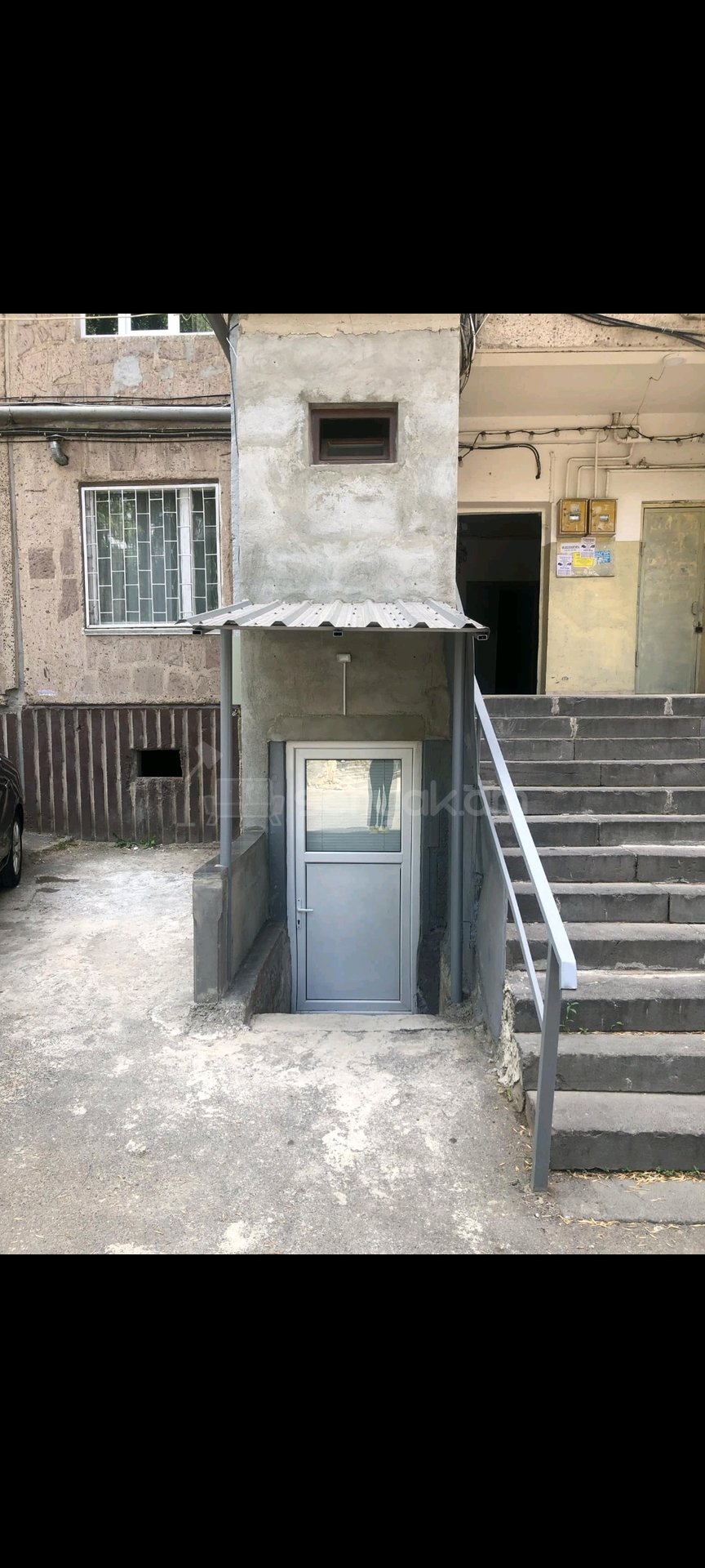 1 Սենյականոց Բնակարան, 12քմ, 1/9 հարկ, Նորմալ Վիճակում, Կահավորված