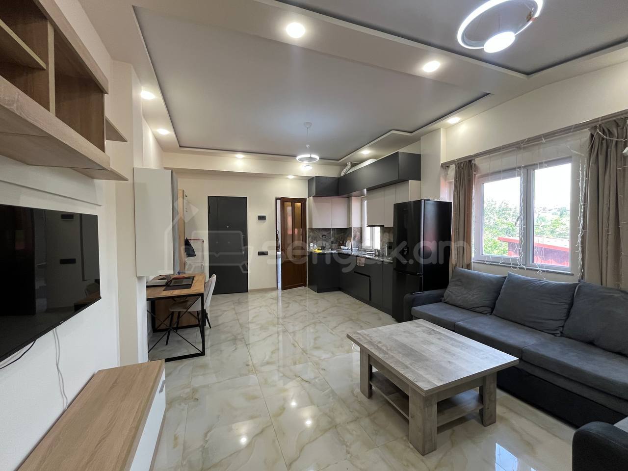 2 Սենյականոց Բնակարան Նորակառույցում, 50քմ, 3/3 հարկ, Կապիտալ Վերանորոգված, Կահավորված