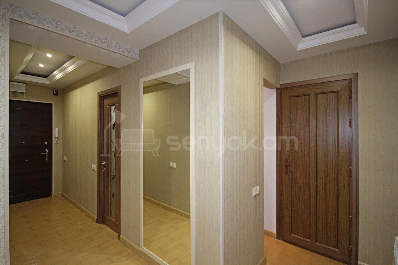 3 Սենյականոց Բնակարան, 77քմ, 14/16 հարկ, Կապիտալ Վերանորոգված, Կահավորված