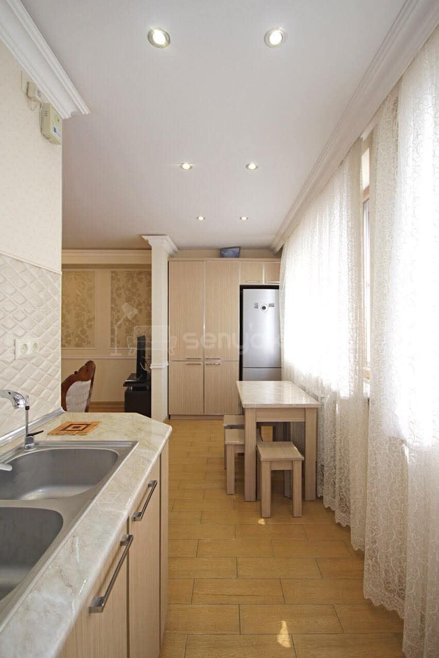 3 Սենյականոց Բնակարան, 77քմ, 14/16 հարկ, Կապիտալ Վերանորոգված, Կահավորված