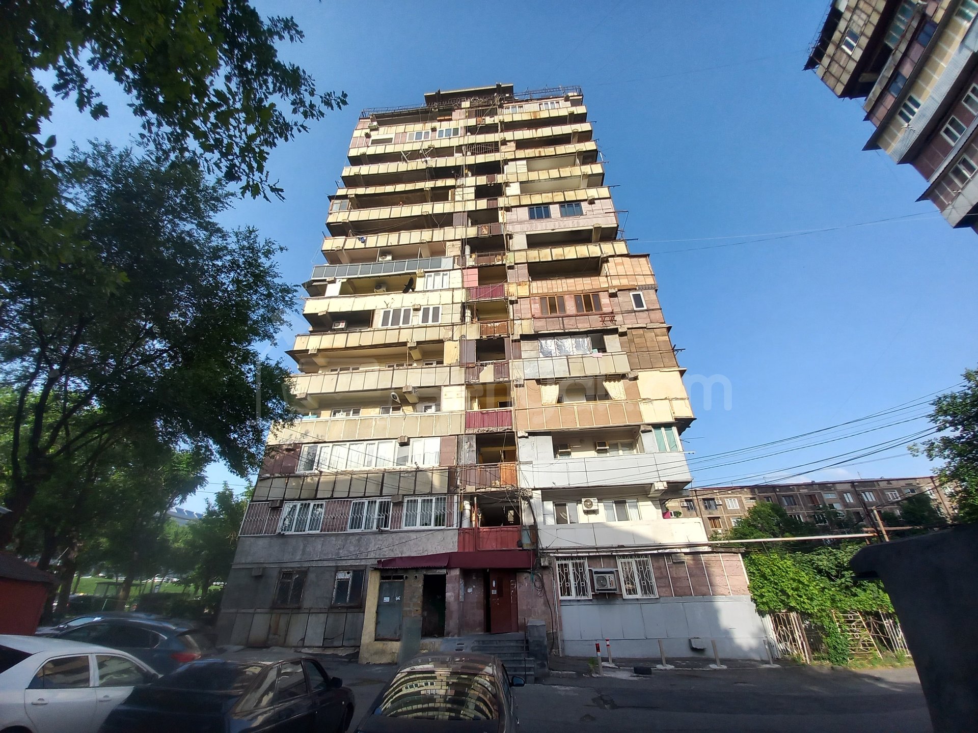2 Սենյականոց Բնակարան, 77քմ, 8/16 հարկ, Նորմալ Վիճակում