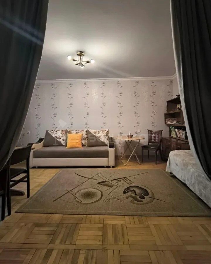 1 Սենյականոց Բնակարան, 33քմ, 2/4 հարկ, Նորմալ Վիճակում
