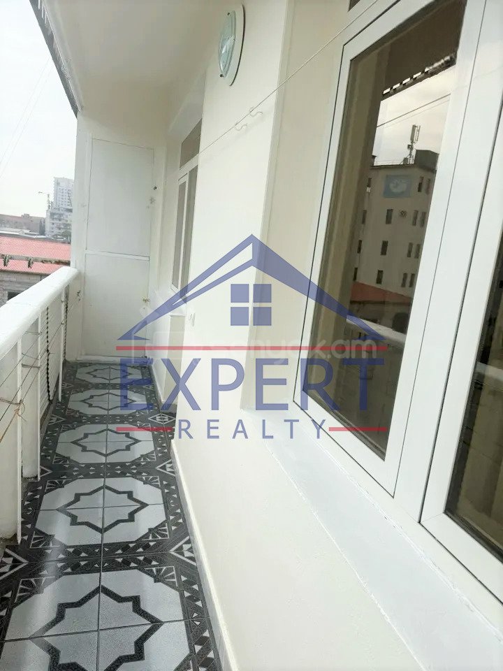 3 Սենյականոց Բնակարան, 95քմ, 4/10 հարկ, Կապիտալ Վերանորոգված, Կահավորված