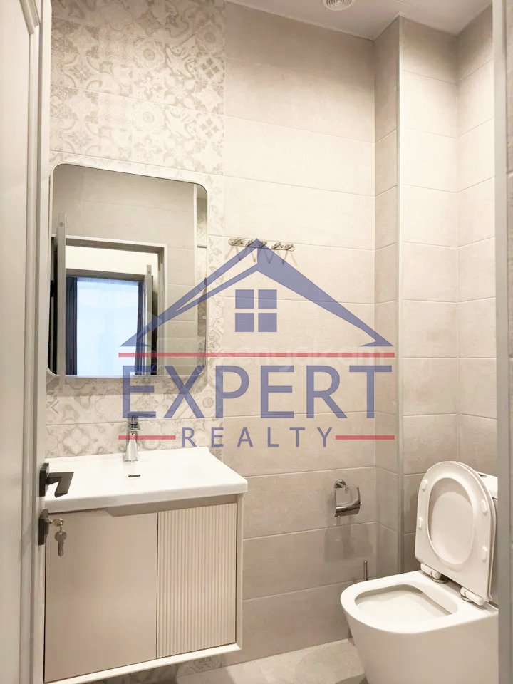 2 Սենյականոց Բնակարան Քարե Շենքում, 47քմ, 3/5 հարկ, Կապիտալ Վերանորոգված, Կահավորված