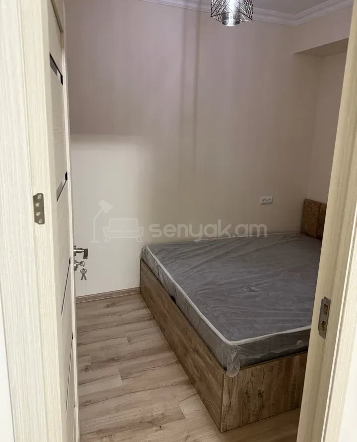 1 Սենյականոց Բնակարան, 41քմ, 8/9 հարկ, Դիզայներական Վերանորոգված, Կահավորված