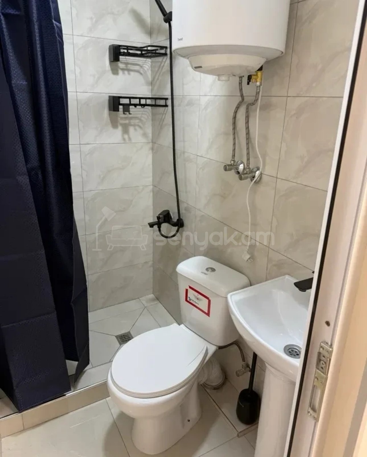 1 Սենյականոց Բնակարան, 41քմ, 8/9 հարկ, Դիզայներական Վերանորոգված, Կահավորված