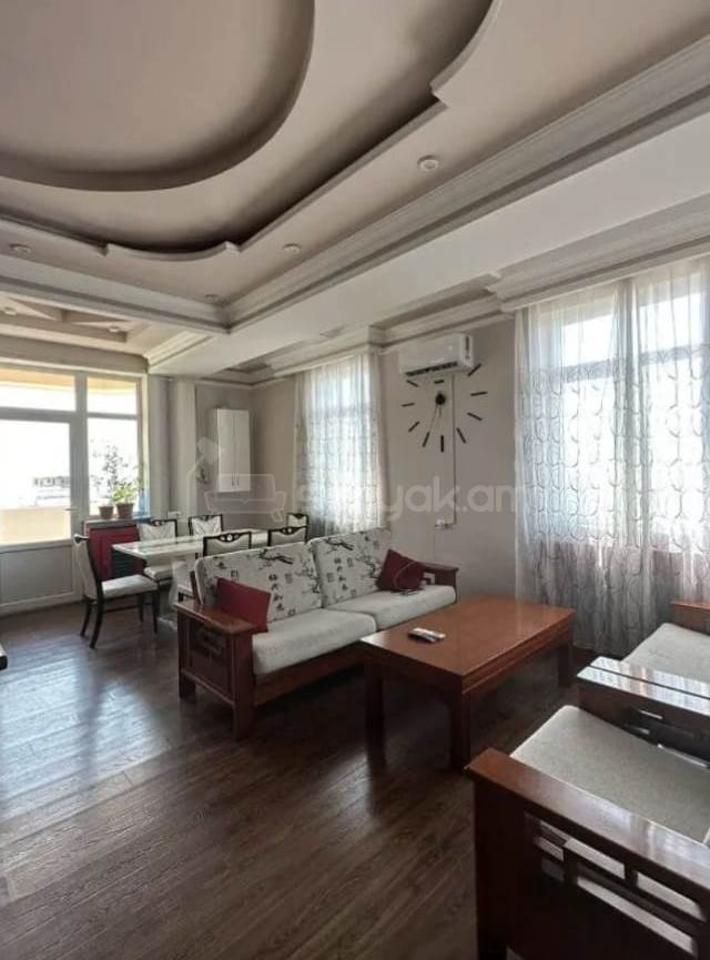 3 Սենյականոց Բնակարան Քարե Շենքում, 172քմ, 4/12 հարկ, Կապիտալ Վերանորոգված, Կահավորված, Արևկող