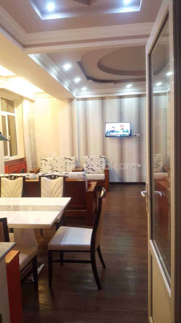 3 Սենյականոց Բնակարան Քարե Շենքում, 172քմ, 4/12 հարկ, Կապիտալ Վերանորոգված, Կահավորված, Արևկող