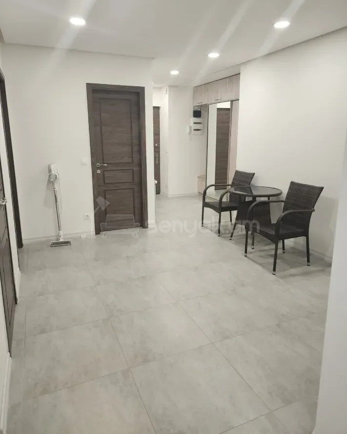 4 Սենյականոց Բնակարան, 134քմ, 8/10 հարկ, Կապիտալ Վերանորոգված, Կահավորված, Արևկող