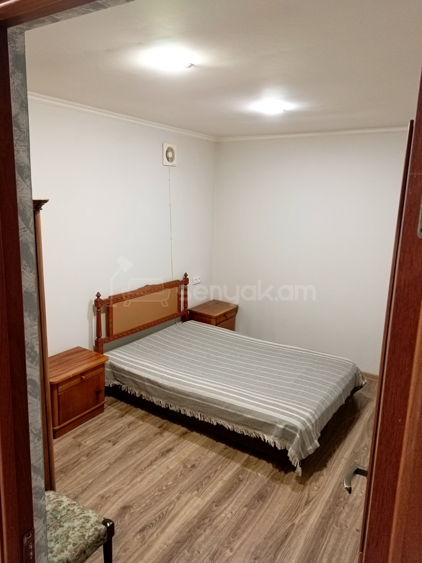 2 Սենյականոց Բնակարան, 45քմ, 2/2 հարկ, Դիզայներական Վերանորոգված, Կահավորված, Արևկող