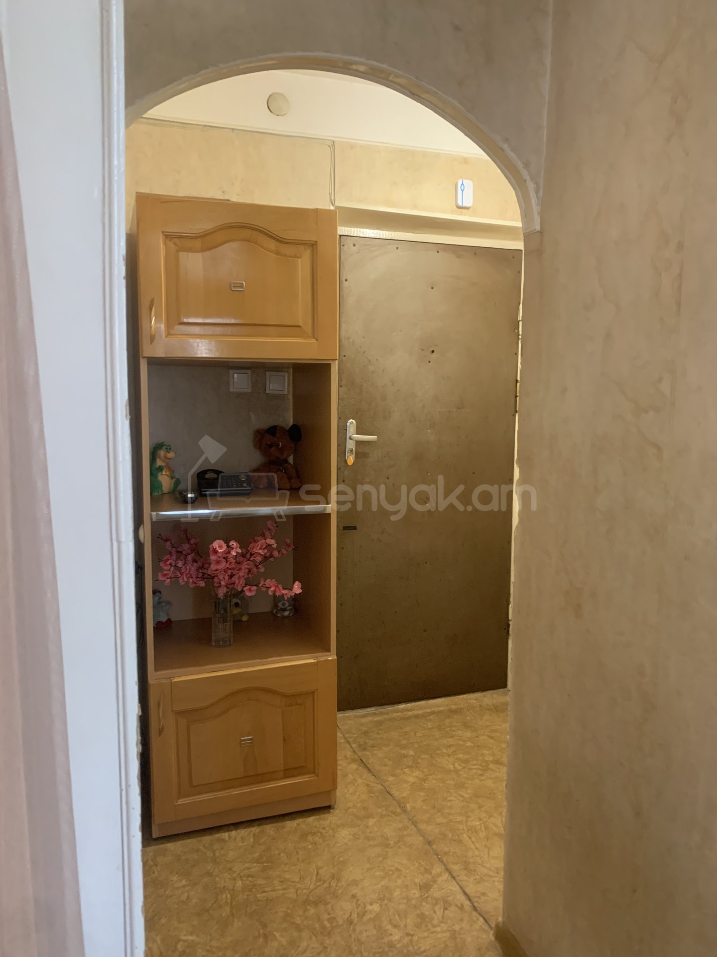 1 Սենյականոց Բնակարան, 33քմ, 4/5 հարկ, Նորմալ Վիճակում