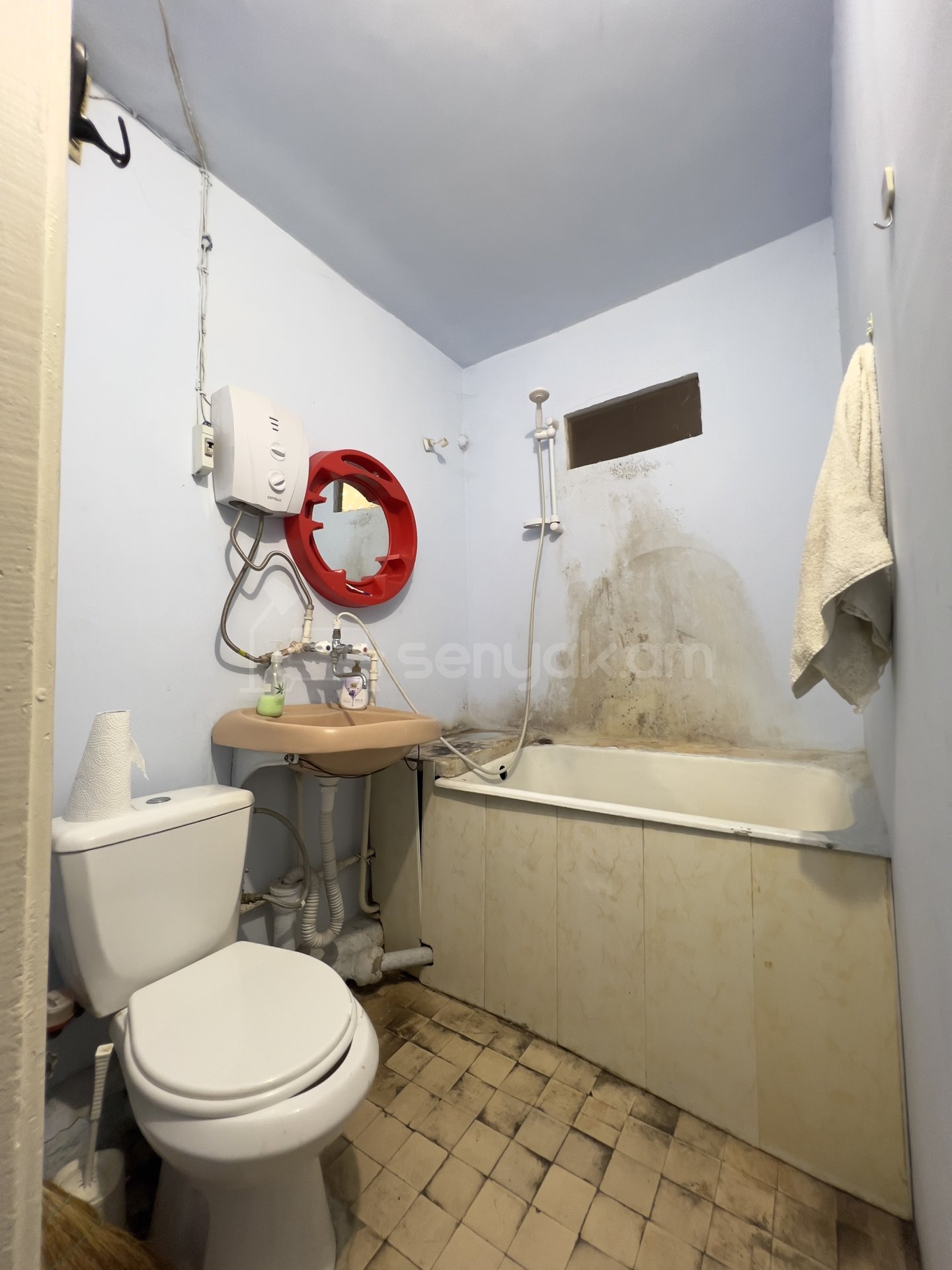 1 Սենյականոց Բնակարան, 35քմ, 5/5 հարկ, Պետական Վիճակում