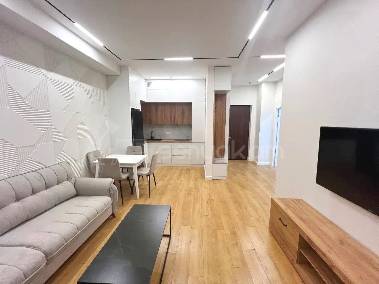 2 Սենյականոց Բնակարան Նորակառույցում, 52քմ, 5/15 հարկ, Կապիտալ Վերանորոգված