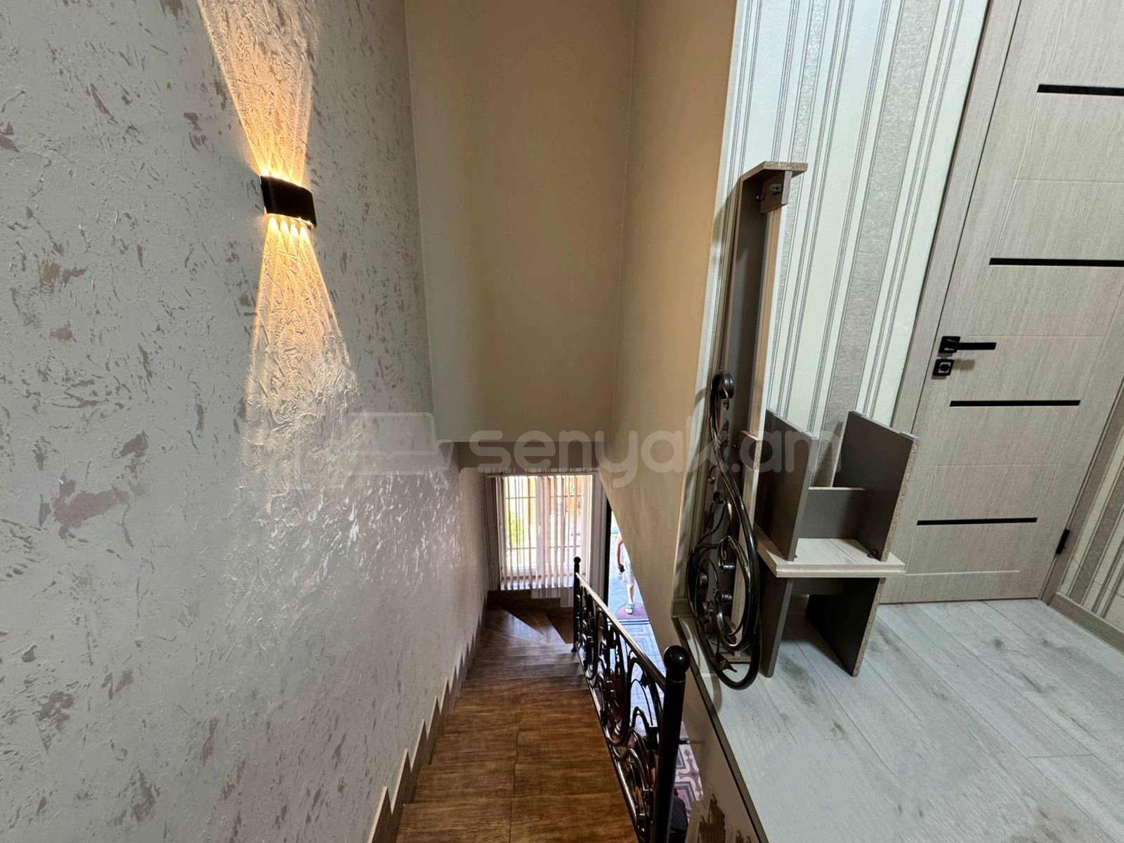 4 Սենյականոց Սեփական Տուն, 96քմ, Կապիտալ Վերանորոգված