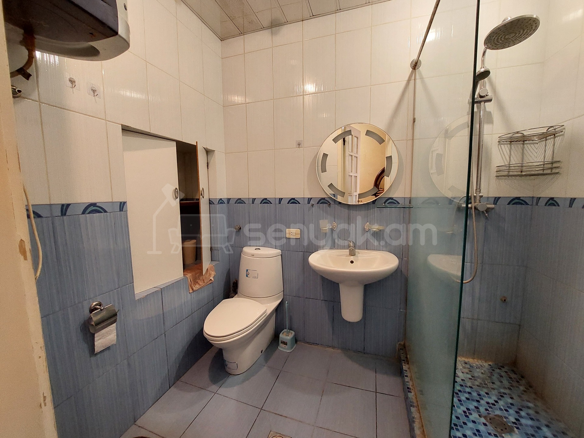 3 Սենյականոց Բնակարան Քարե Շենքում, 79քմ, 4/5 հարկ, Կոսմետիկ Վերանորոգված