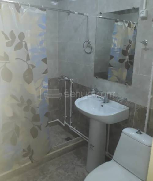 1 Սենյականոց Բնակարան, 47քմ, 8/16 հարկ, Նորմալ Վիճակում