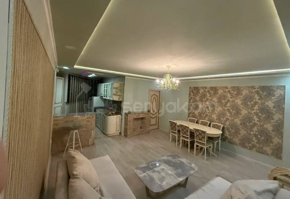 2 Սենյականոց Բնակարան, 50քմ, 10/16 հարկ, Դիզայներական Վերանորոգված, Կահավորված, Արևկող