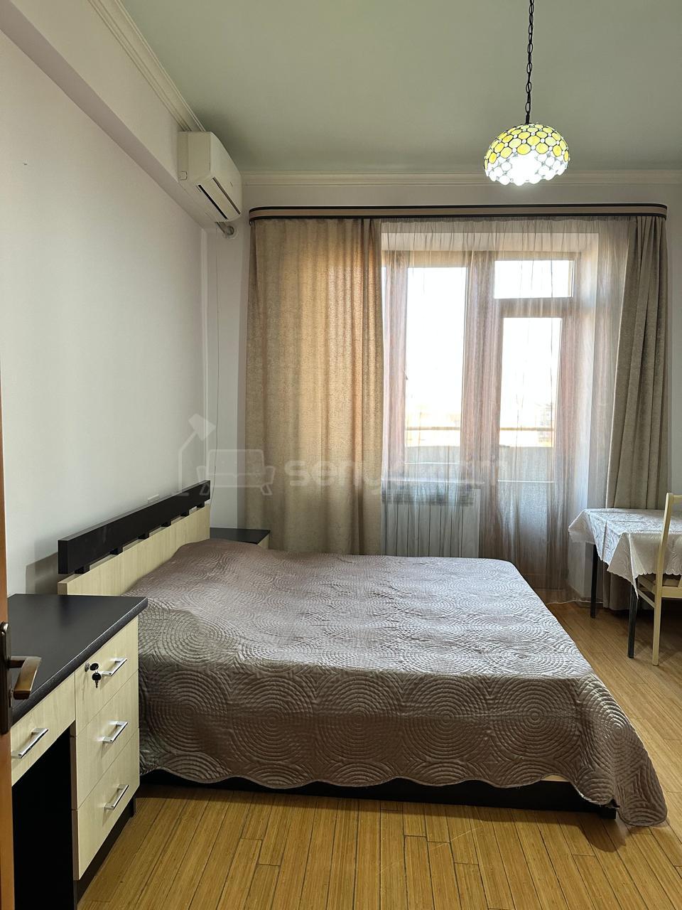 3 Սենյականոց Բնակարան Նորակառույցում, 74քմ, 5/14 հարկ, Կապիտալ Վերանորոգված, Կահավորված, Արևկող