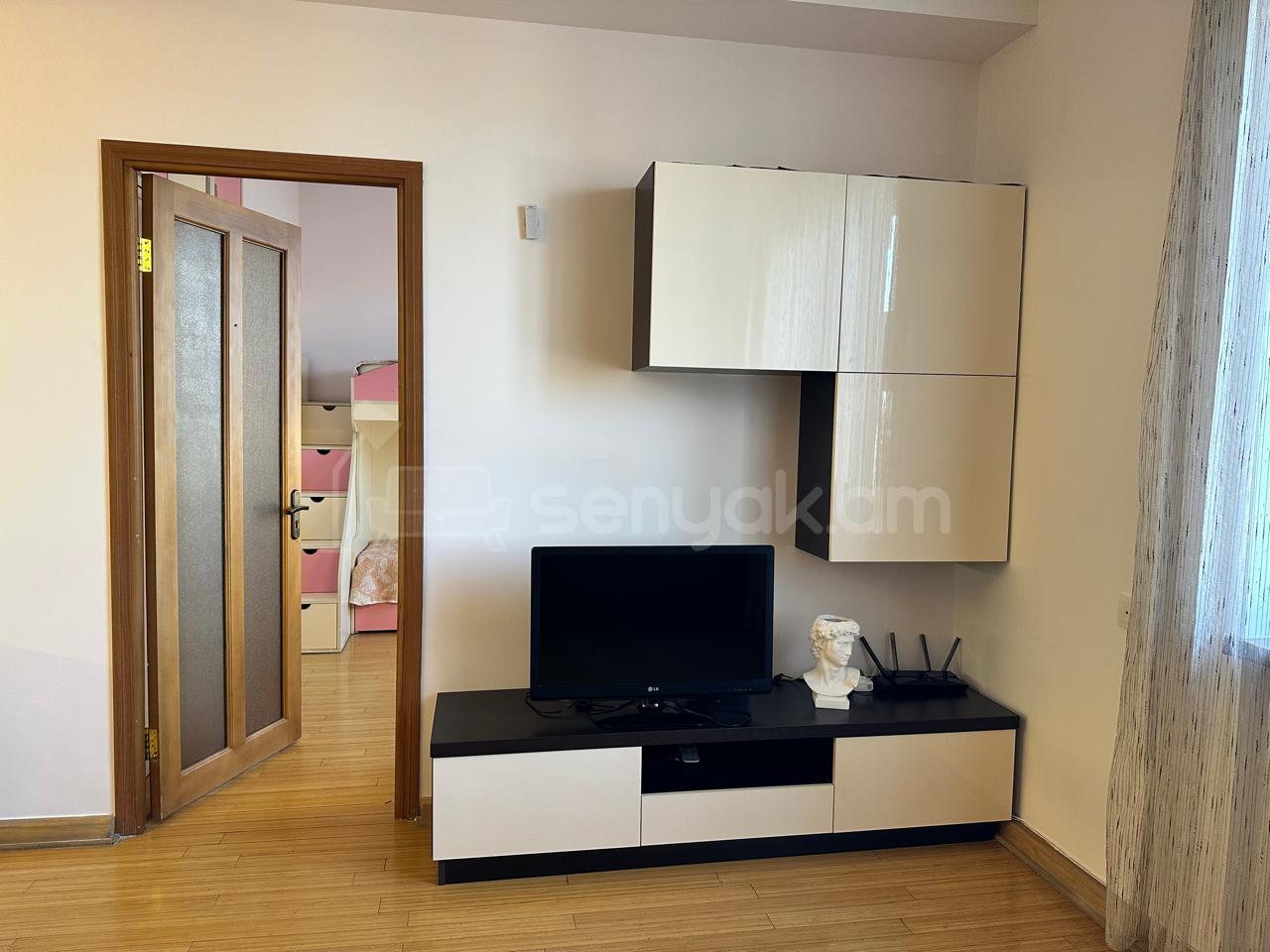 3 Սենյականոց Բնակարան Նորակառույցում, 74քմ, 5/14 հարկ, Կապիտալ Վերանորոգված, Կահավորված, Արևկող