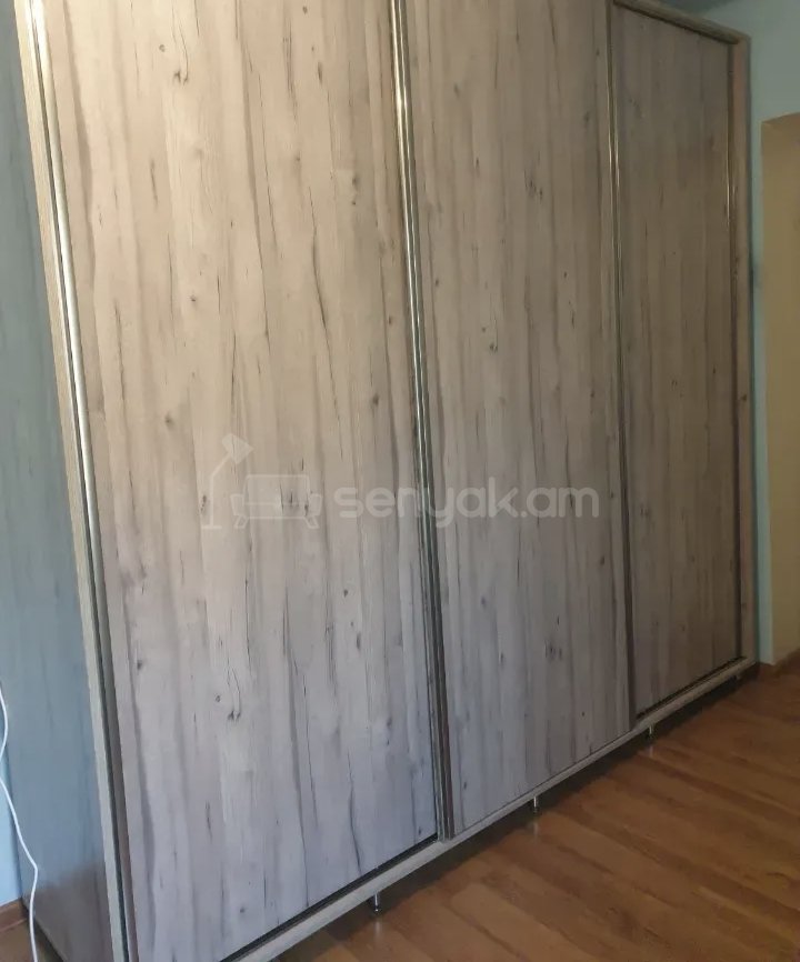 2 Սենյականոց Բնակարան Քարե Շենքում, 78քմ, 2/4 հարկ, Կապիտալ Վերանորոգված, Կահավորված