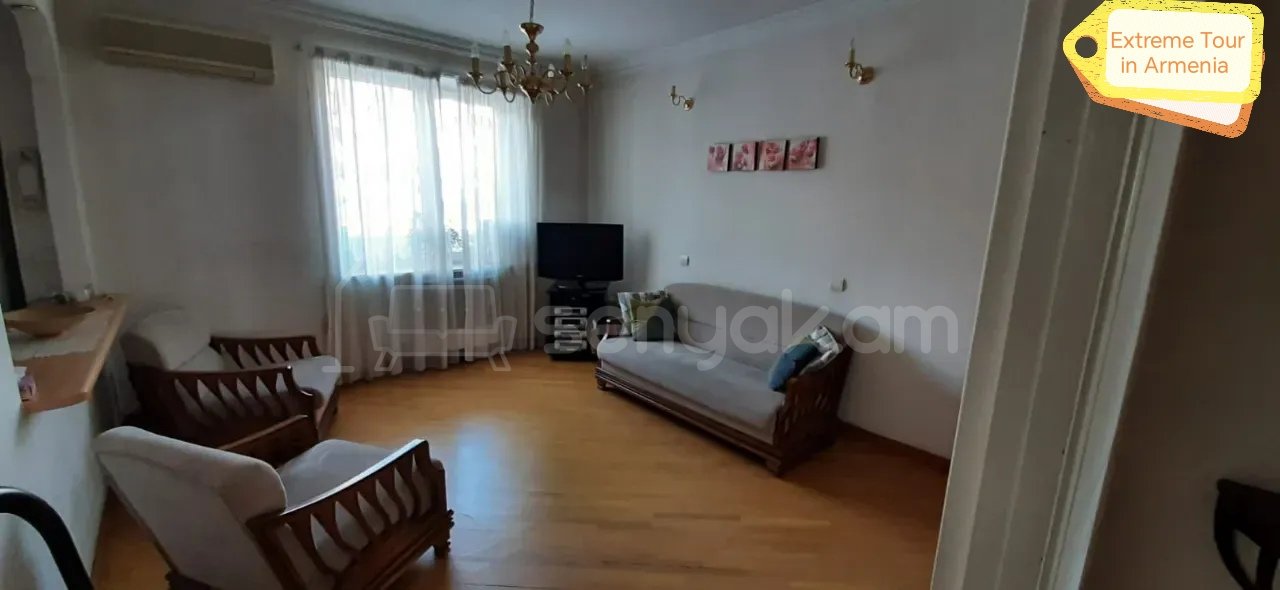 3 Սենյականոց Բնակարան Քարե Շենքում, 58քմ, 2/5 հարկ, Նորմալ Վիճակում, Կահավորված, Արևկող
