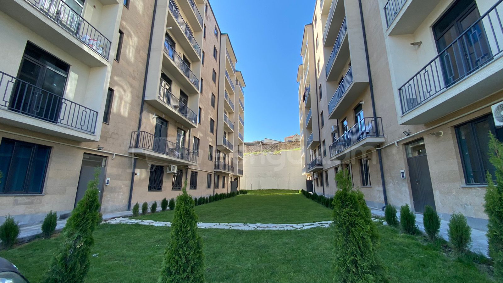 2 Սենյականոց Բնակարան Նորակառույցում, 60քմ, 4/7 հարկ, Զրոյական Վիճակում