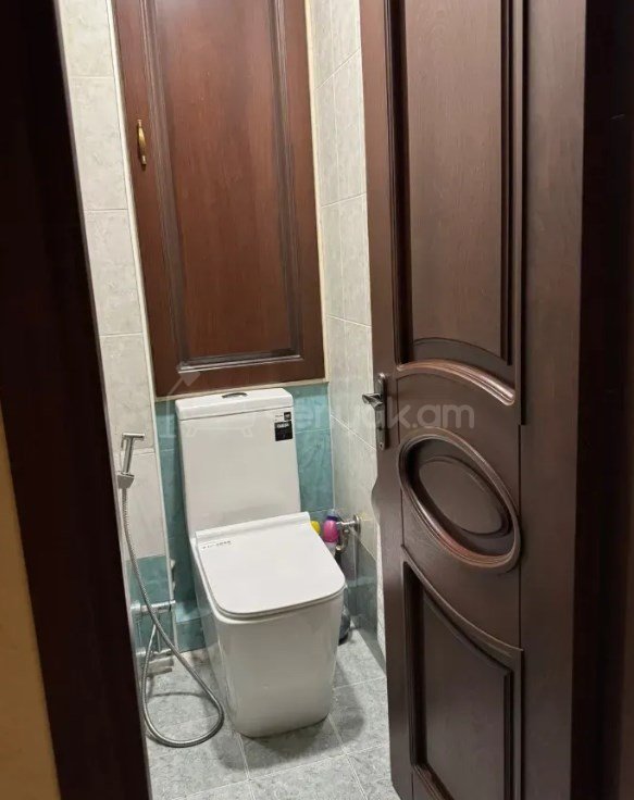 3 Սենյականոց Բնակարան, 125քմ, 3/9 հարկ, Կապիտալ Վերանորոգված