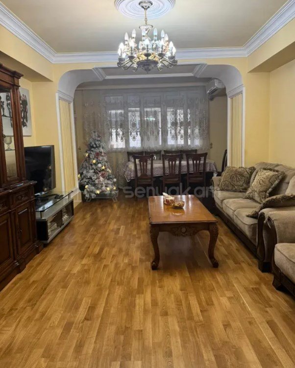 3 Սենյականոց Բնակարան, 125քմ, 3/9 հարկ, Կապիտալ Վերանորոգված