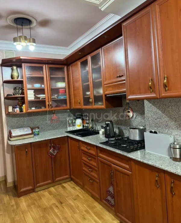 3 Սենյականոց Բնակարան, 125քմ, 3/9 հարկ, Կապիտալ Վերանորոգված