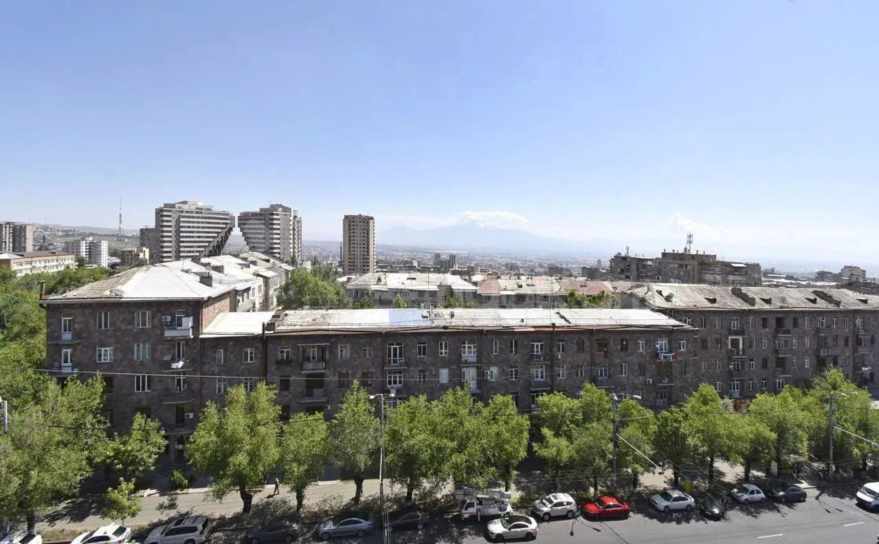 2 Սենյականոց Բնակարան Քարե Շենքում, 45քմ, 7/8 հարկ, Կապիտալ Վերանորոգված, Կահավորված