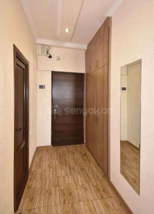 2 Սենյականոց Բնակարան Քարե Շենքում, 45քմ, 7/8 հարկ, Կապիտալ Վերանորոգված, Կահավորված