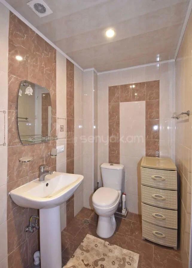2 Սենյականոց Բնակարան Քարե Շենքում, 45քմ, 7/8 հարկ, Կապիտալ Վերանորոգված, Կահավորված