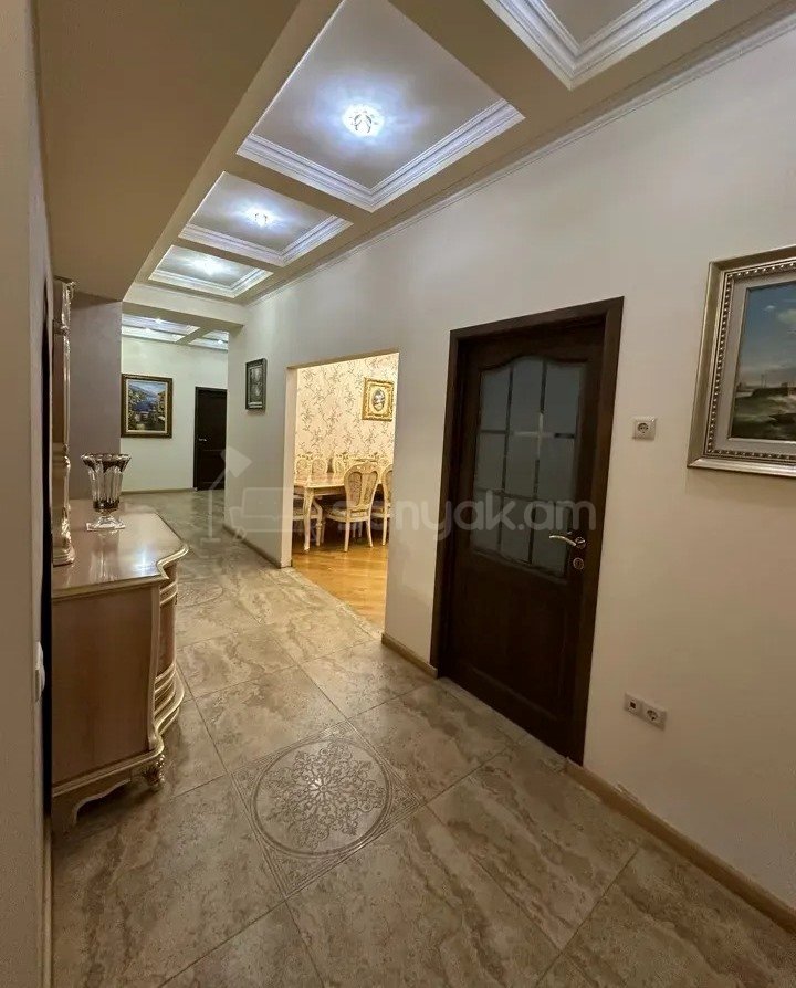 4 Սենյականոց Բնակարան Նորակառույցում, 125քմ, 3/16 հարկ, Կապիտալ Վերանորոգված