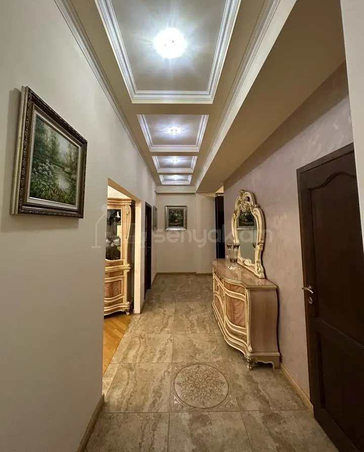 4 Սենյականոց Բնակարան Նորակառույցում, 125քմ, 3/16 հարկ, Կապիտալ Վերանորոգված
