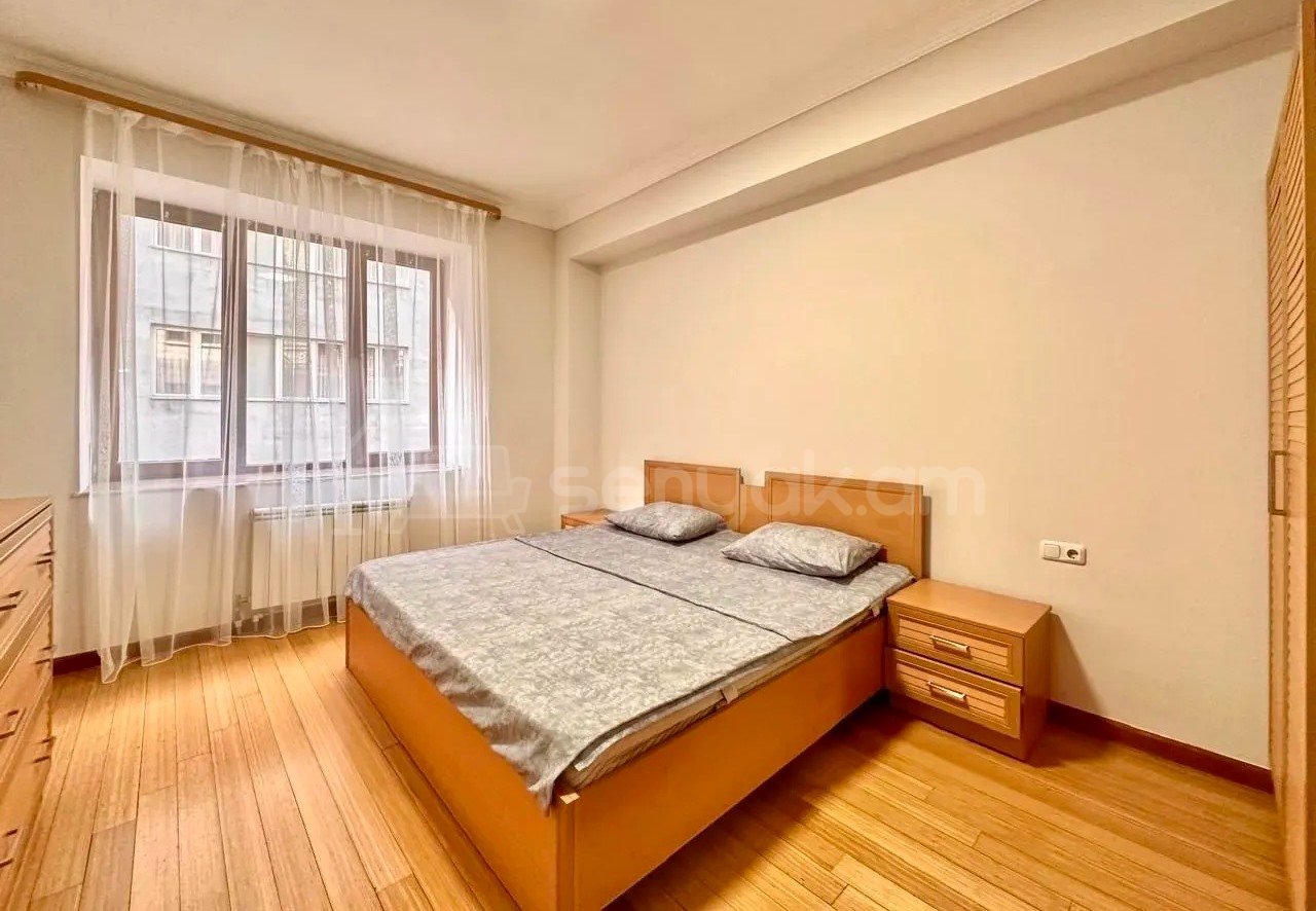 3 Սենյականոց Բնակարան, 130քմ, 4/5 հարկ, Կապիտալ Վերանորոգված