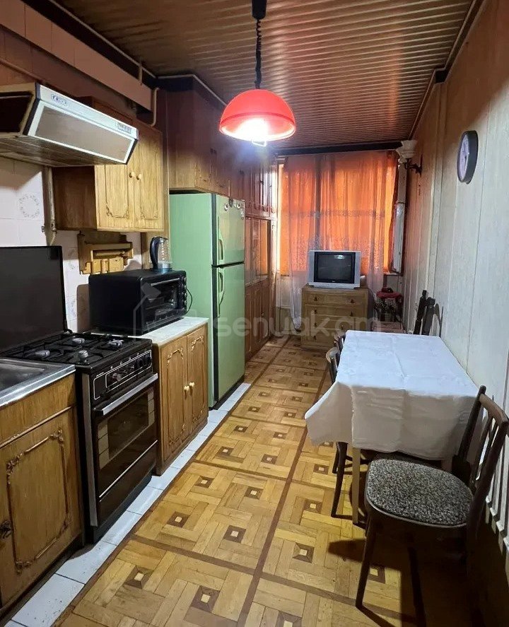 3 Սենյականոց Բնակարան Քարե Շենքում, 73քմ, 6/7 հարկ, Կոսմետիկ Վերանորոգված