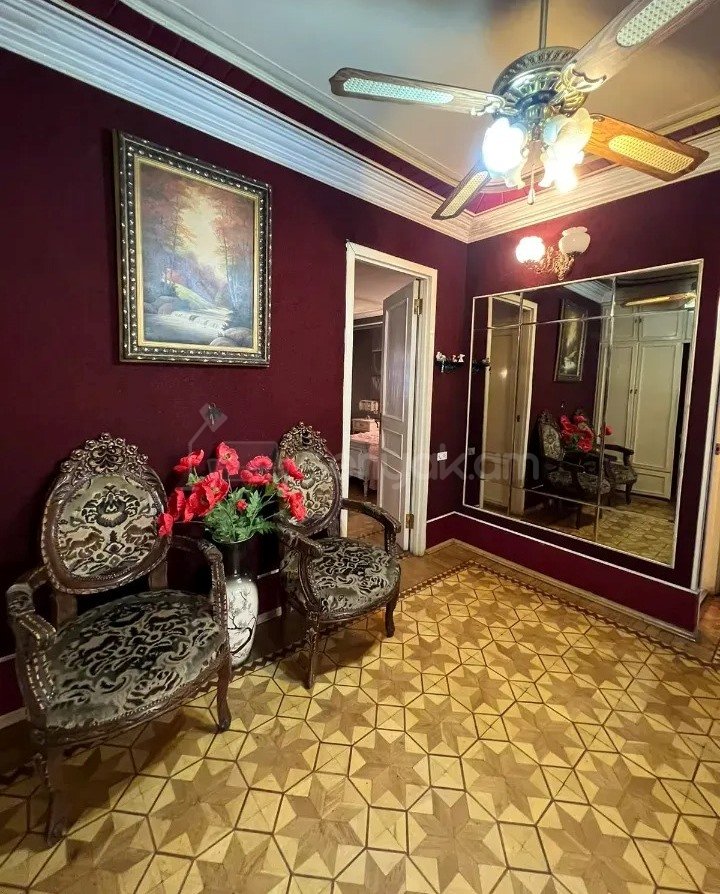 3 Սենյականոց Բնակարան Քարե Շենքում, 73քմ, 6/7 հարկ, Կոսմետիկ Վերանորոգված
