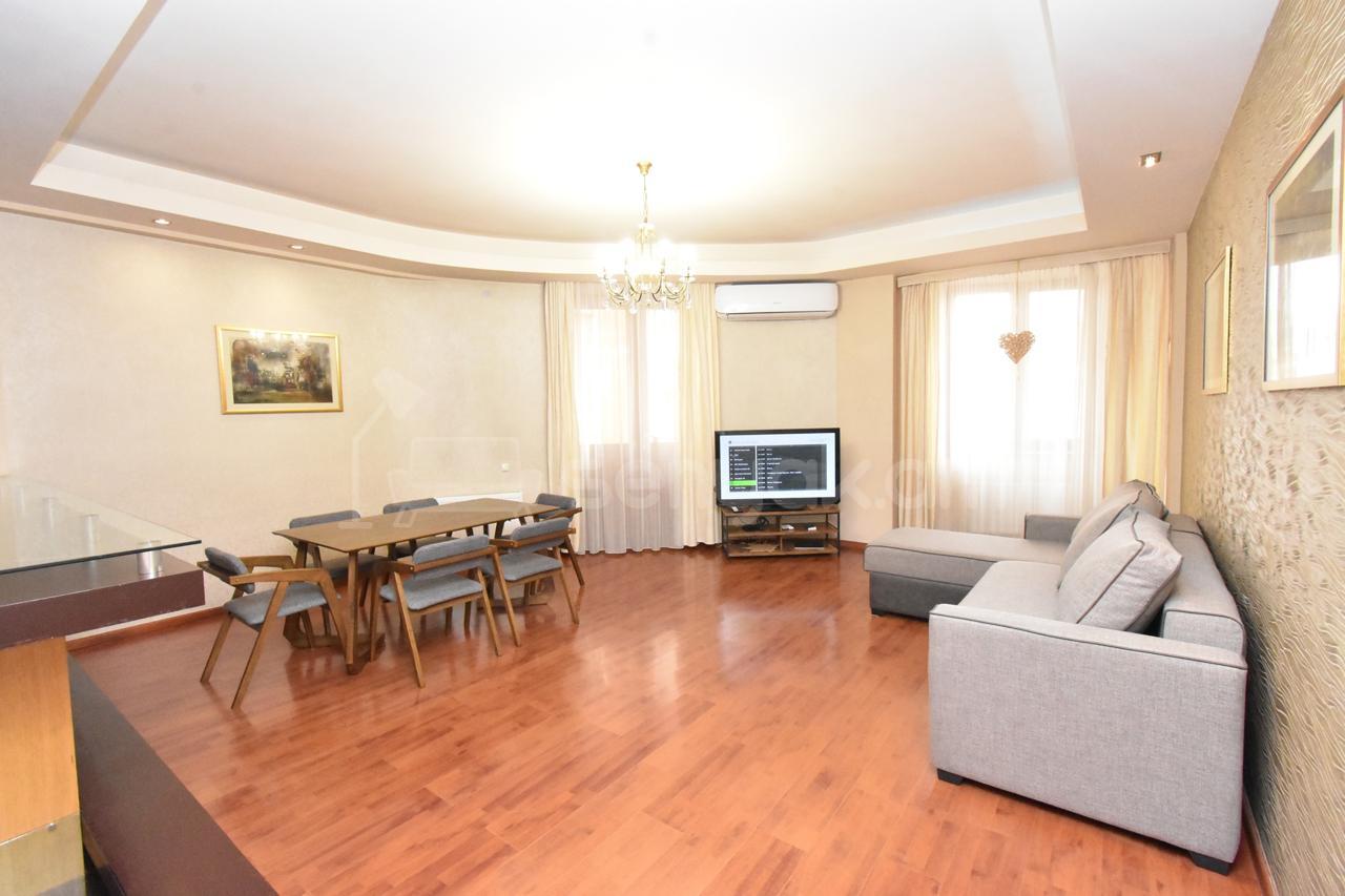 3 Սենյականոց Բնակարան, 140քմ, 9/9 հարկ, Կապիտալ Վերանորոգված