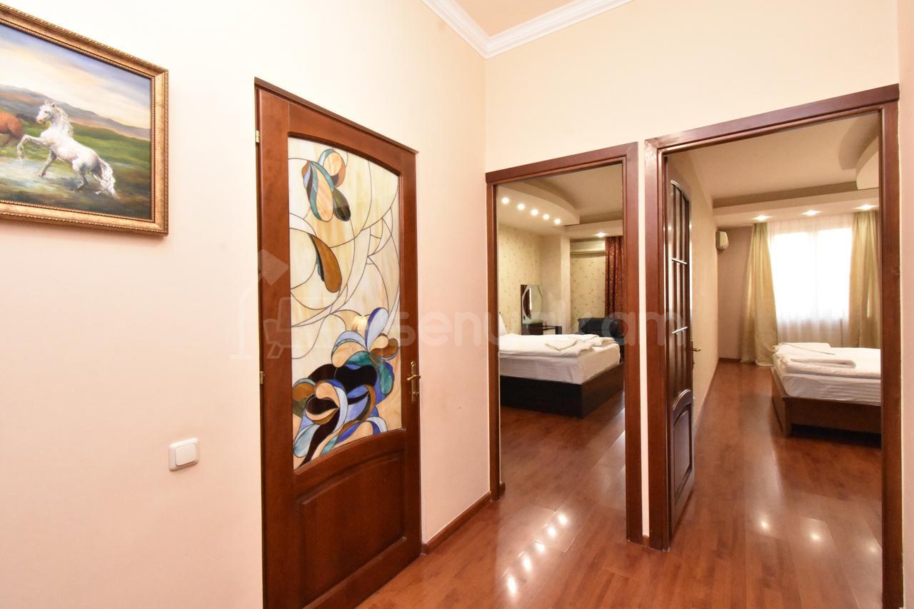 3 Սենյականոց Բնակարան, 140քմ, 9/9 հարկ, Կապիտալ Վերանորոգված