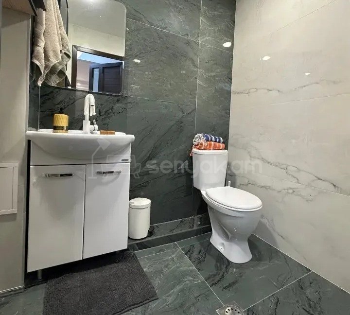 2 Սենյականոց Բնակարան, 36քմ, 2/4 հարկ, Կապիտալ Վերանորոգված