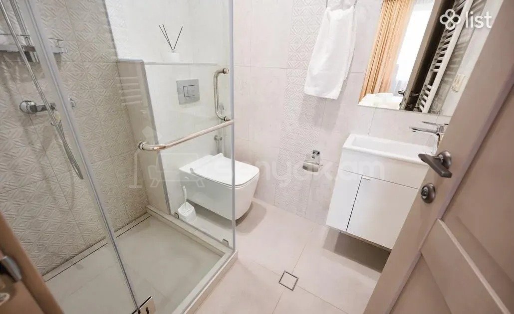 3 Սենյականոց Բնակարան, 85քմ, 3/5 հարկ, Կապիտալ Վերանորոգված