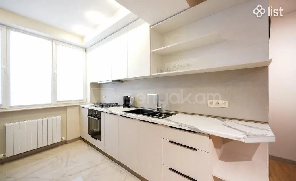 3 Սենյականոց Բնակարան, 85քմ, 3/5 հարկ, Կապիտալ Վերանորոգված