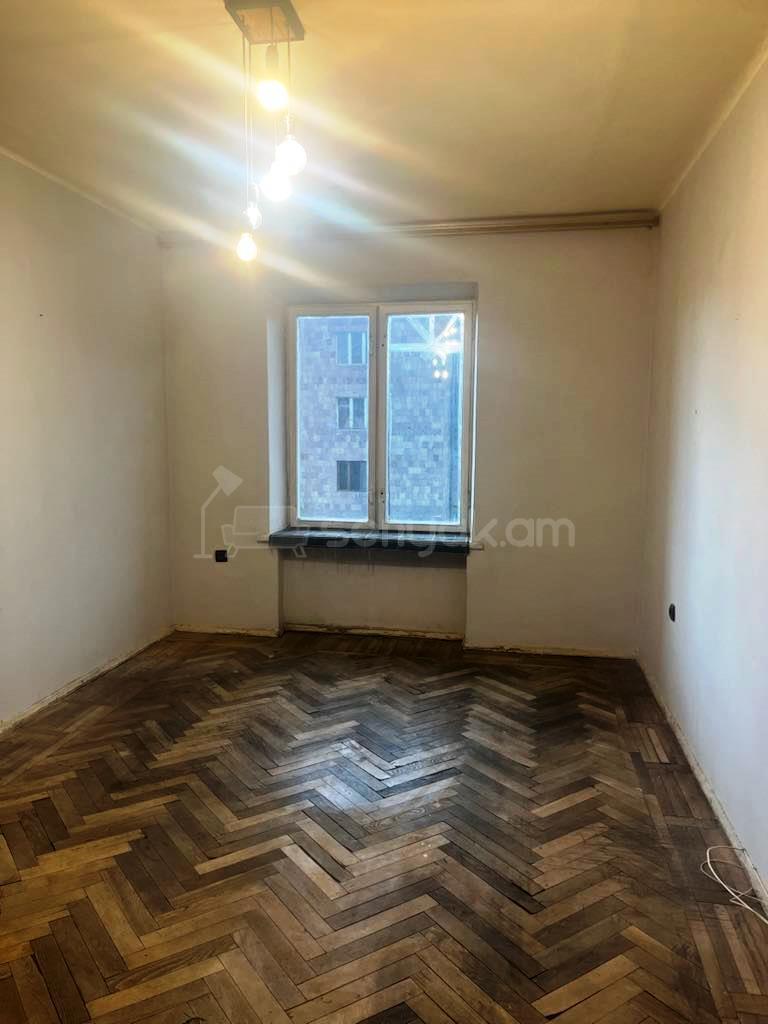 2 Սենյականոց Բնակարան Քարե Շենքում, 60քմ, 5/5 հարկ, Կոսմետիկ Վերանորոգված, Արևկող
