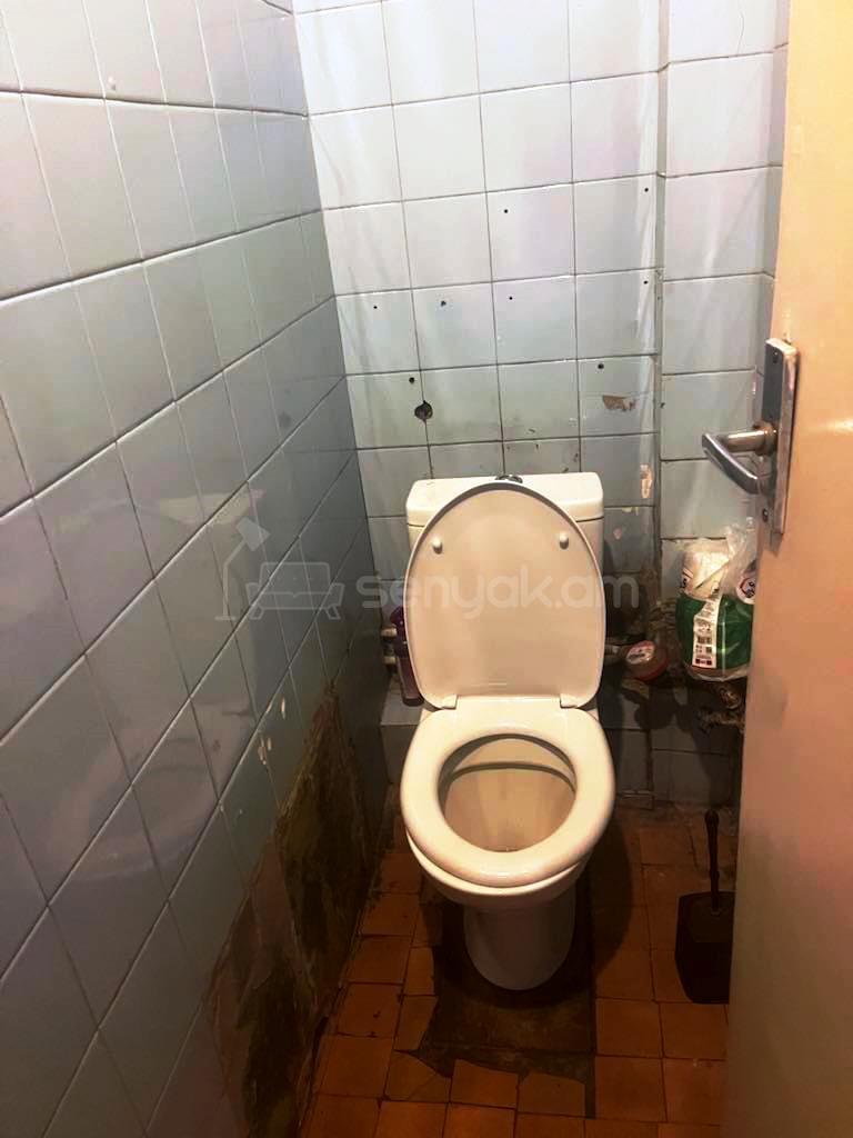 2 Սենյականոց Բնակարան Քարե Շենքում, 60քմ, 5/5 հարկ, Կոսմետիկ Վերանորոգված, Արևկող