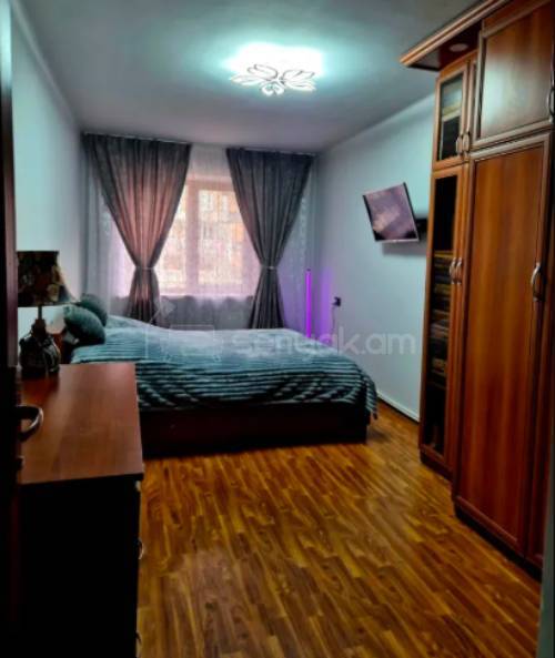 4 Սենյականոց Բնակարան Քարե Շենքում, 75քմ, 3/4 հարկ, Կապիտալ Վերանորոգված