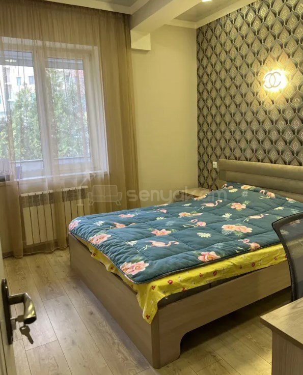 3 Սենյականոց Բնակարան Քարե Շենքում, 91քմ, 2/5 հարկ, Կապիտալ Վերանորոգված