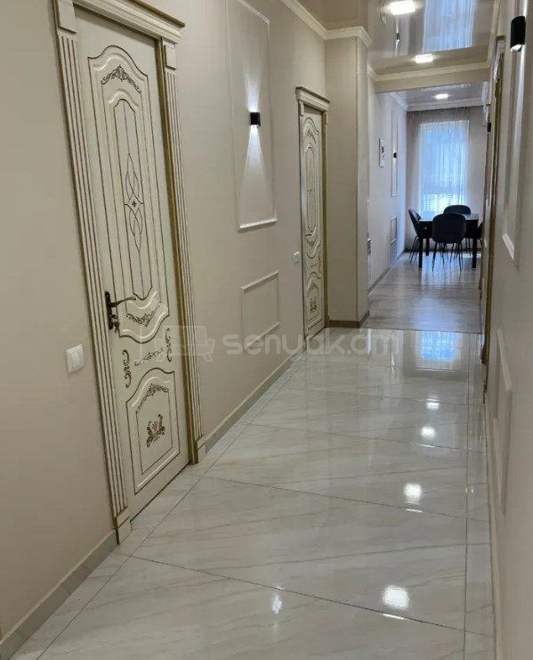 3 Սենյականոց Բնակարան Քարե Շենքում, 91քմ, 2/5 հարկ, Կապիտալ Վերանորոգված