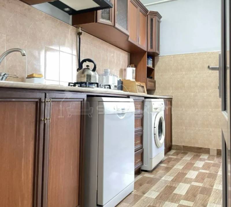 3 Սենյականոց Բնակարան, 90քմ, 10/16 հարկ, Կոսմետիկ Վերանորոգված, Կահավորված, Արևկող