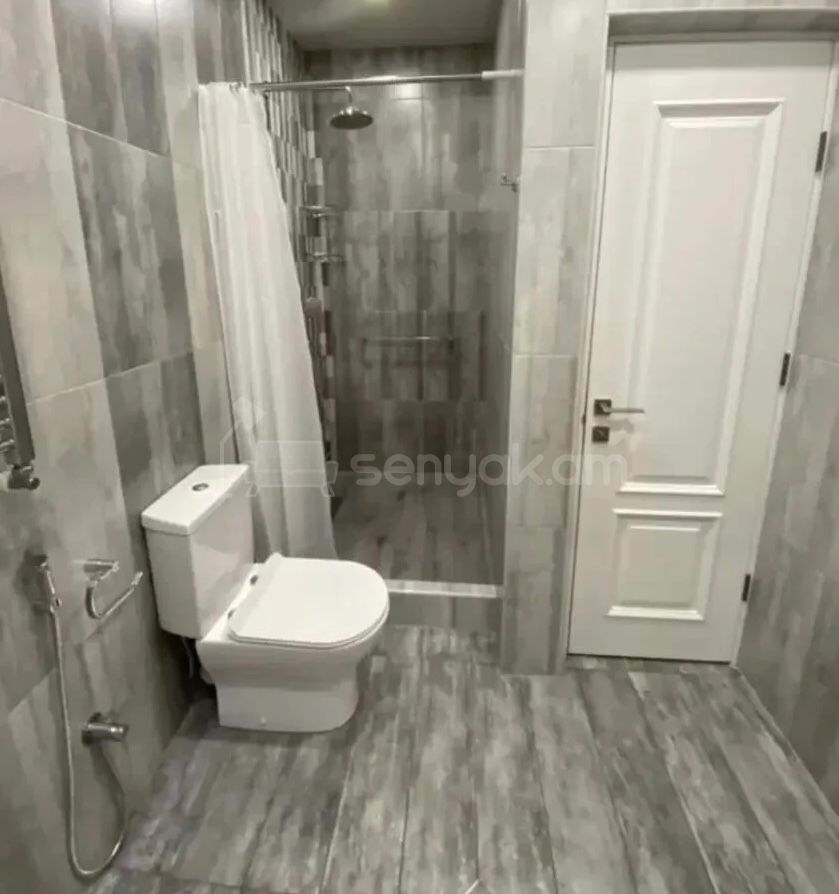 2 Սենյականոց Բնակարան, 71քմ, 8/15 հարկ, Կապիտալ Վերանորոգված, Կահավորված, Արևկող